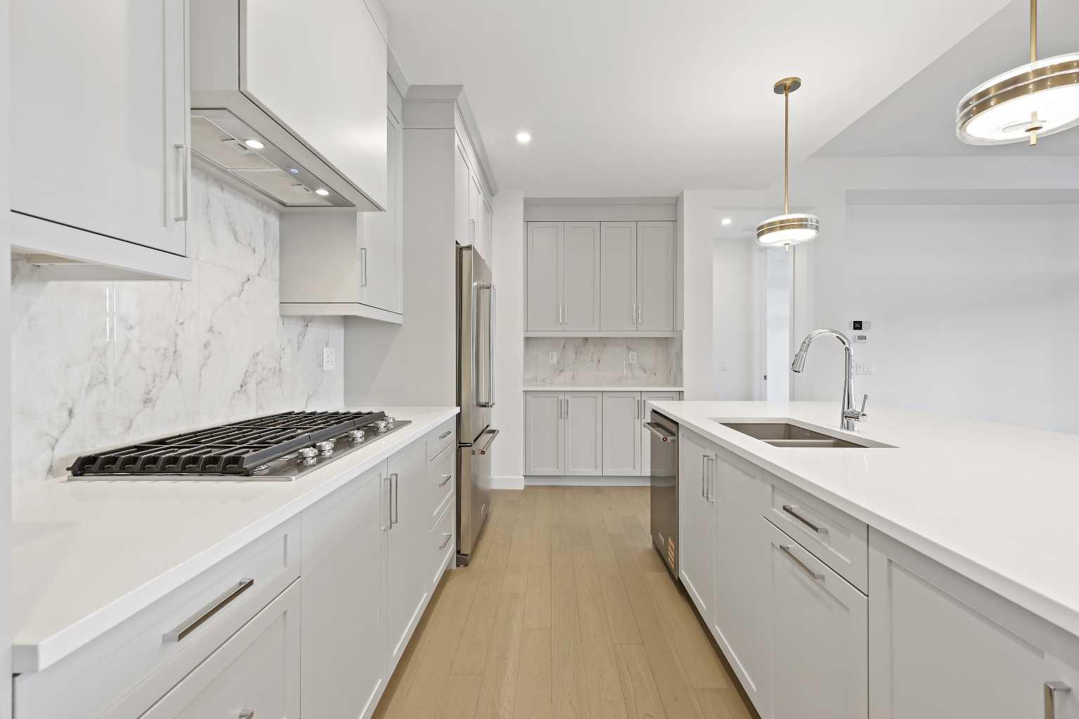 140 Marina Cove SE 201