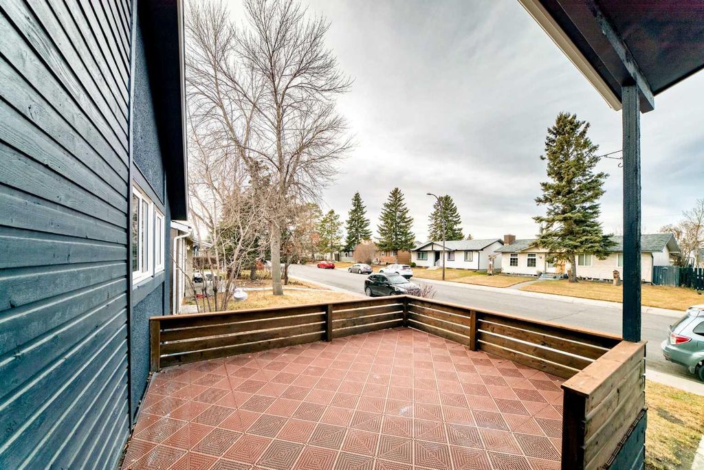 Photo of 1242 Mardale Drive NE, Calgary, AB T2A 3L8 (MLS # A2282646)