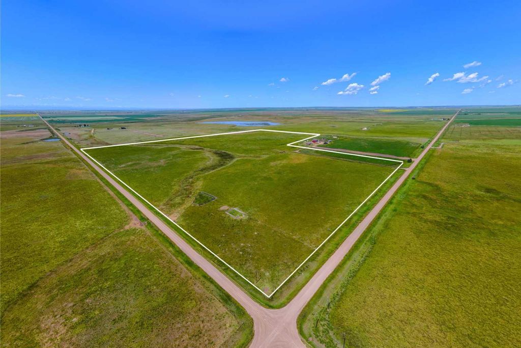 Photo of 182020 Range Road 254, Rural Vulcan County, AB T0L 0L0 (MLS # A2282910)