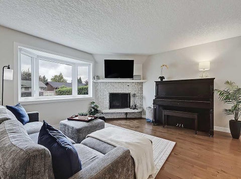 Tiny photo for 325 Whitney Crescent SE, Calgary, AB T2J 1E7 (MLS # A2340842)