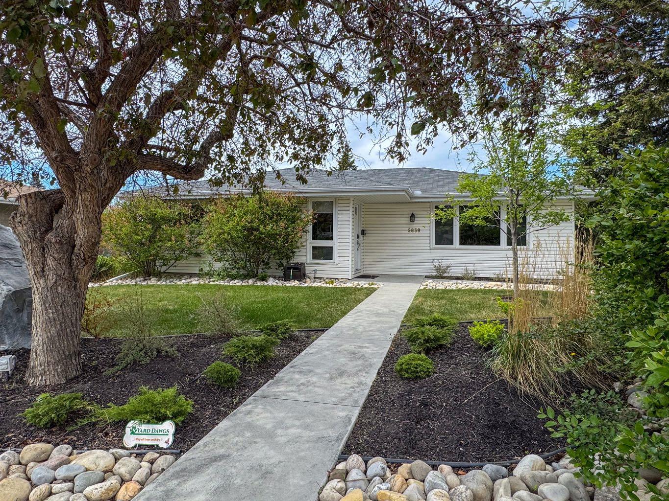 5839 Dalkeith Hill NW