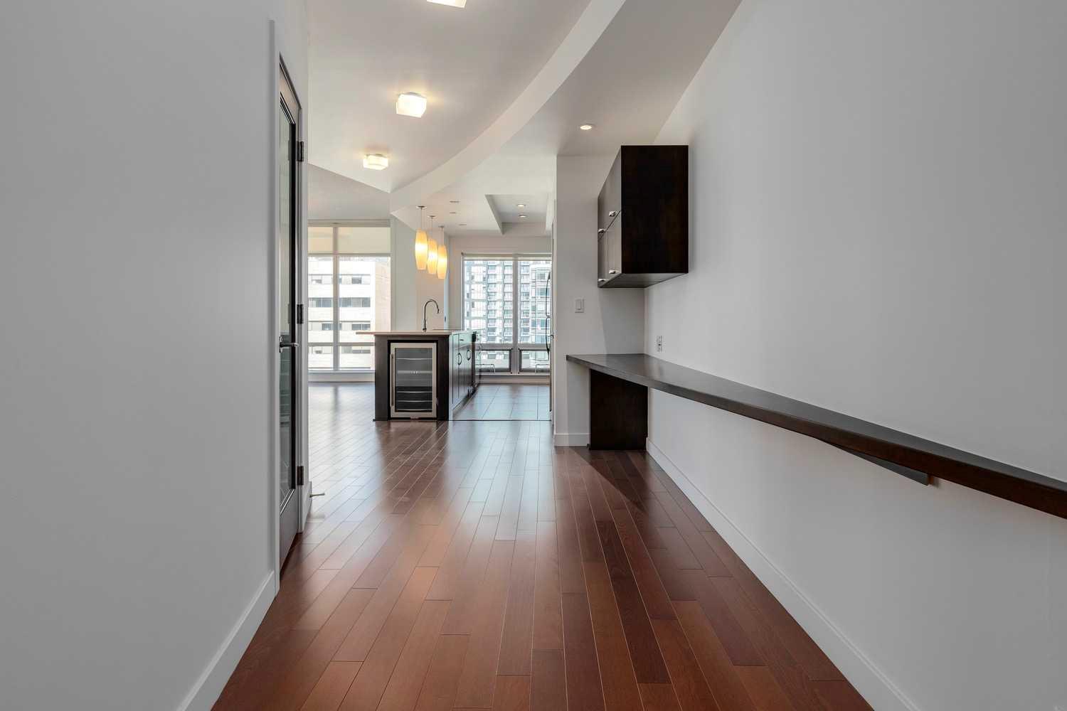 530 12 Avenue SW 802