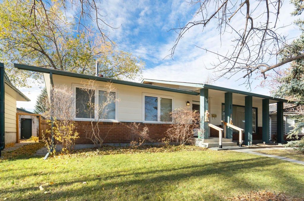 Photo of 115 Midvalley Place SE, Calgary, AB T2X 1K3 (MLS # A2292940)