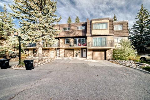Photo of 3130 66 Avenue SW #406, Calgary, AB T3E 5K8 (MLS # A2292811)