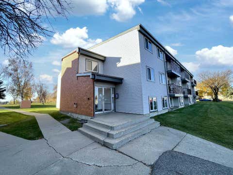 Photo of 295 Columbia Boulevard W #204A, Lethbridge, AB T1K 4B8 (MLS # A2306711)