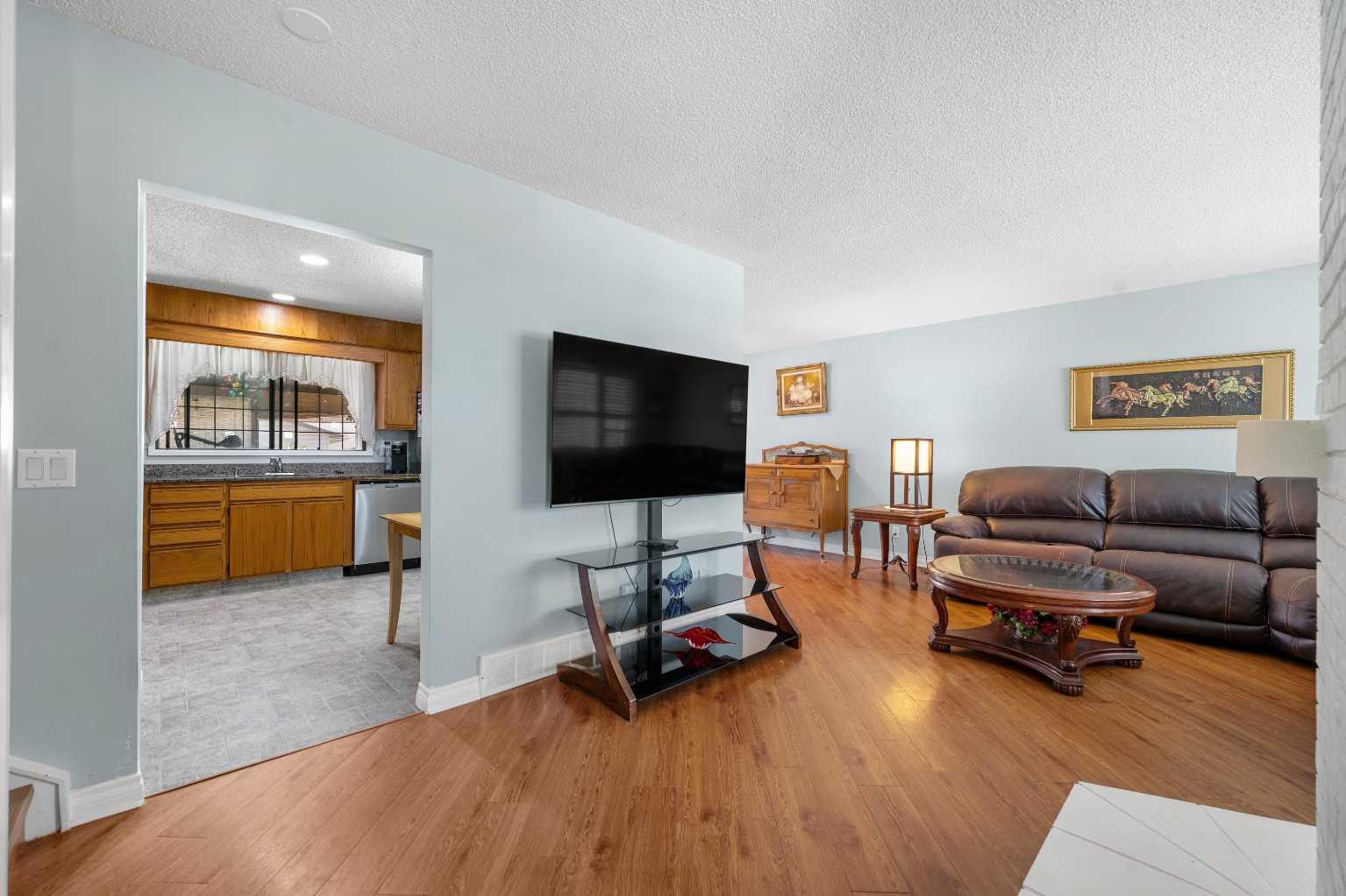 232 Templeside Circle NE