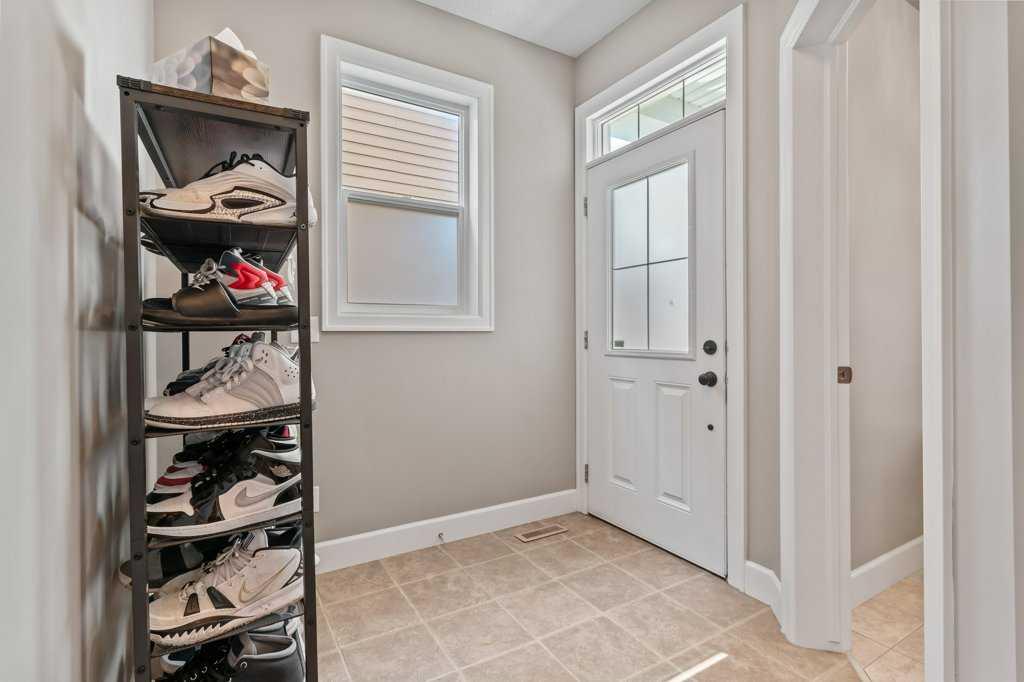 6 Windwood Grove SW