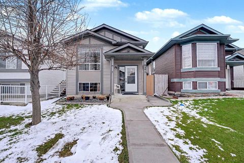 Photo of 49 Martin Crossing Way NE, Calgary, AB T3J 3V2 (MLS # A2305840)