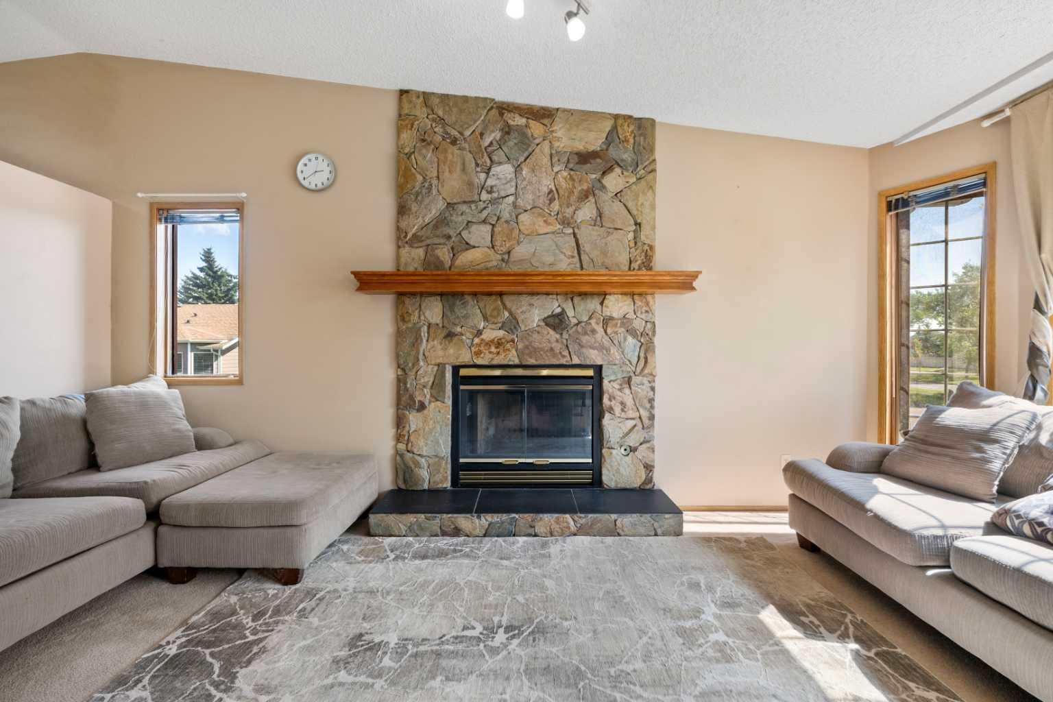 327 Shawbrooke Circle SW
