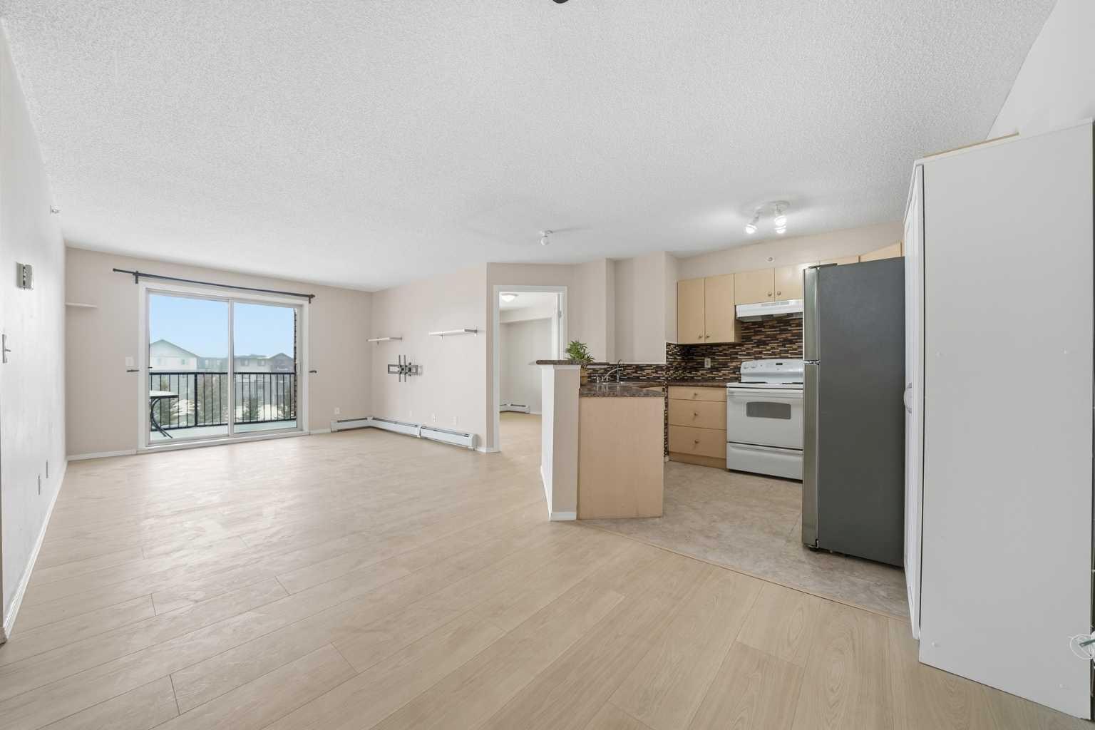 8 Bridlecrest Drive SW 2408