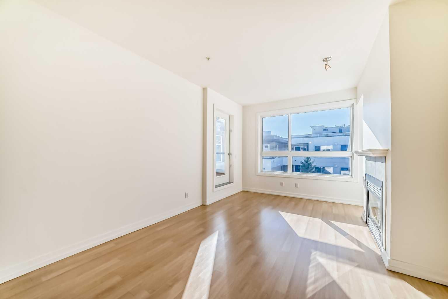 1010 Centre Avenue NE 408