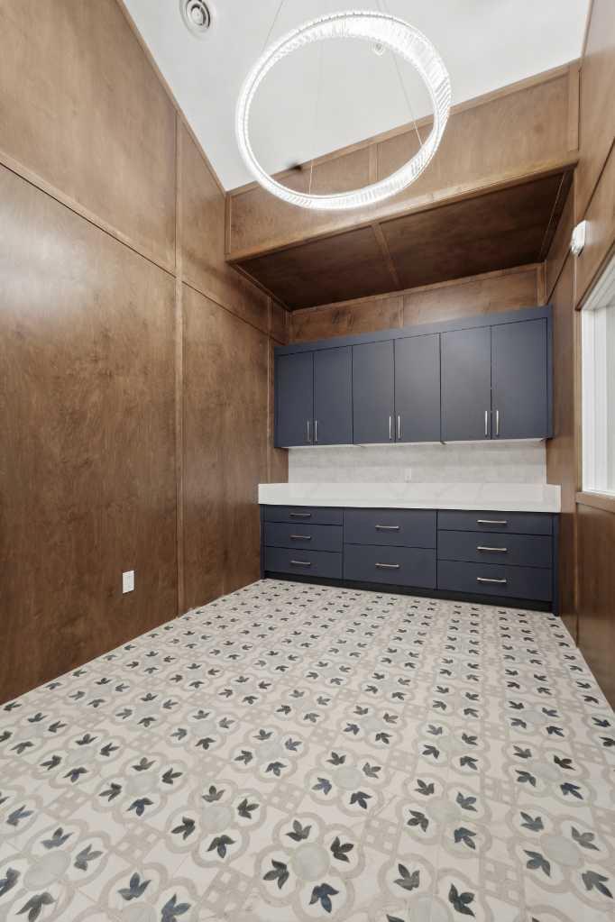 10455 Southport Road SW