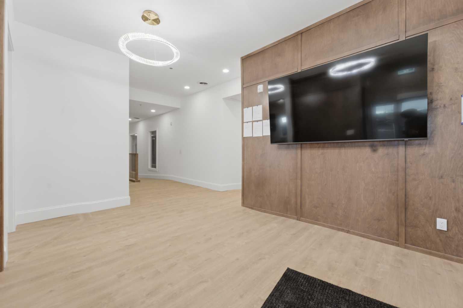 10455 Southport Road SW