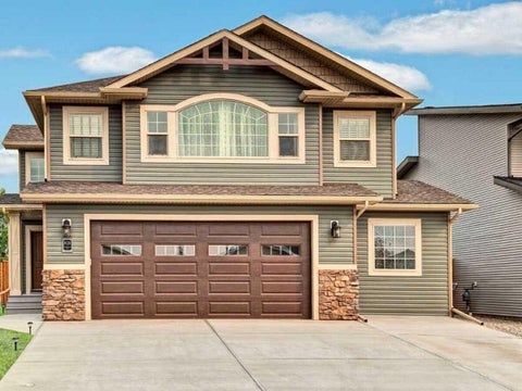 Photo of 826 Stonehaven Drive, Carstairs, AB T0M 0N0 (MLS # A2351856)