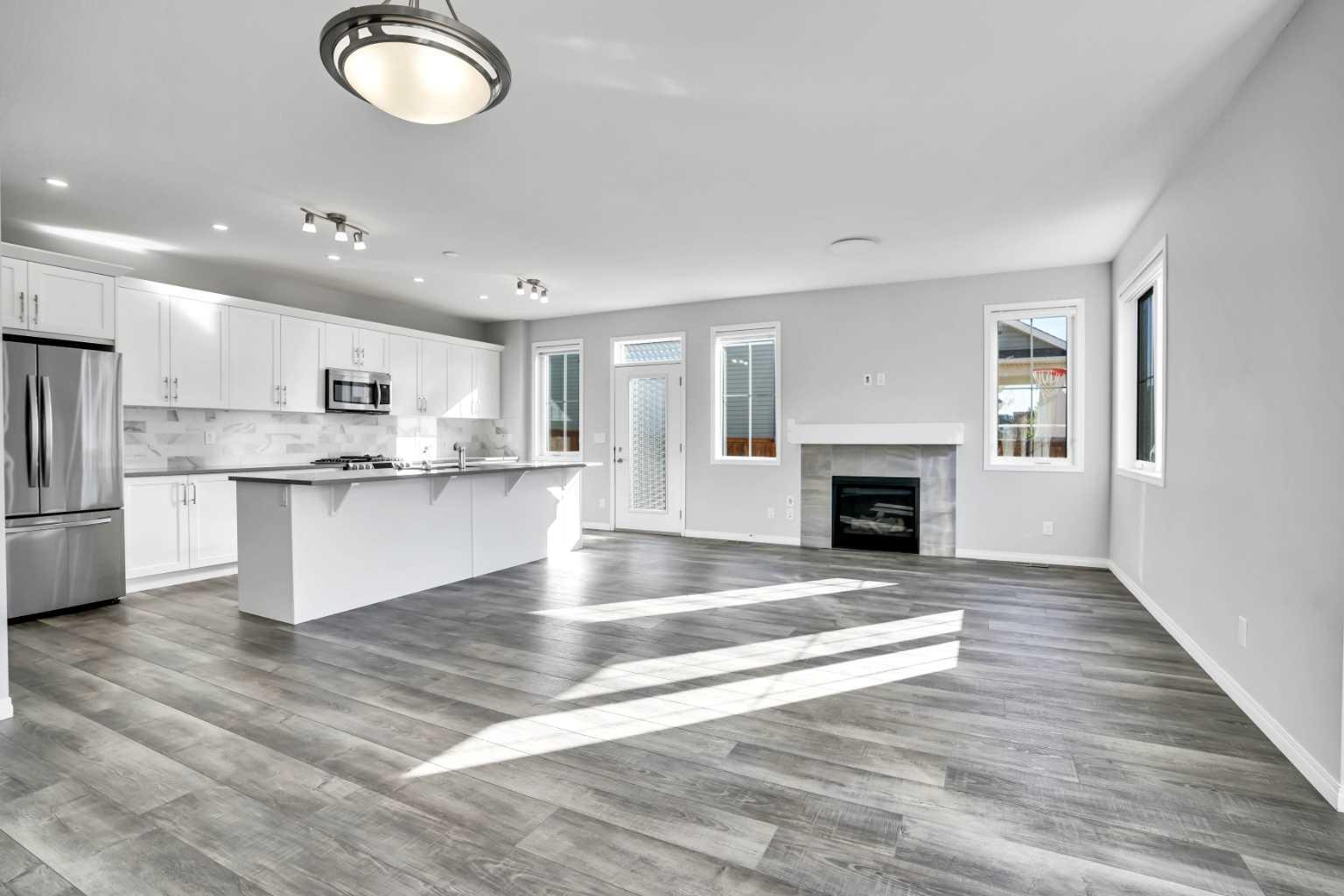 64 Carrington Crescent NW