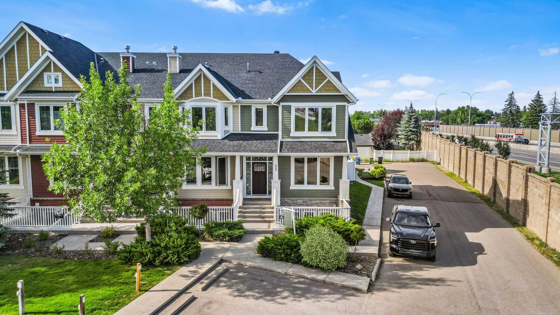 50 Mike Ralph Way SW