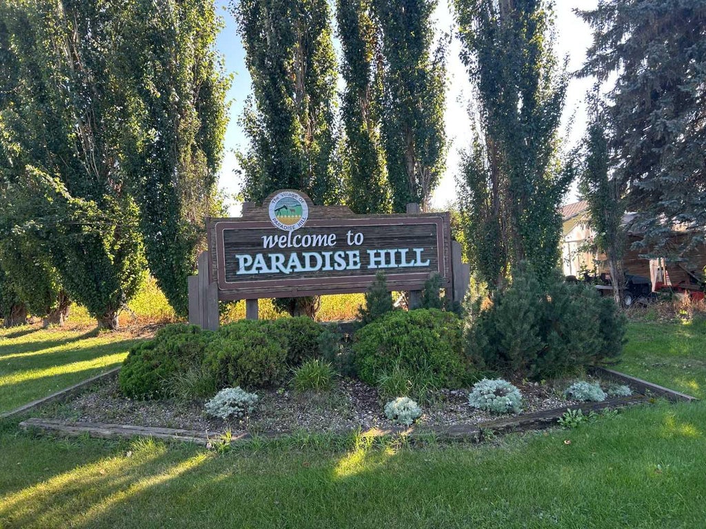 Photo of 302 Main Street, Paradise Hill, SK S0M 2G0 (MLS # A2345261)