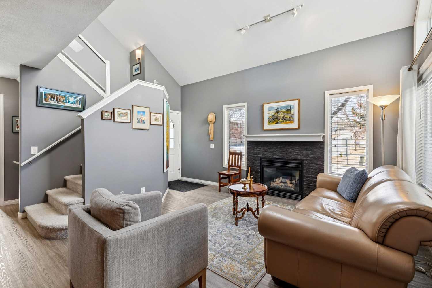 5616 14 Avenue SW 31