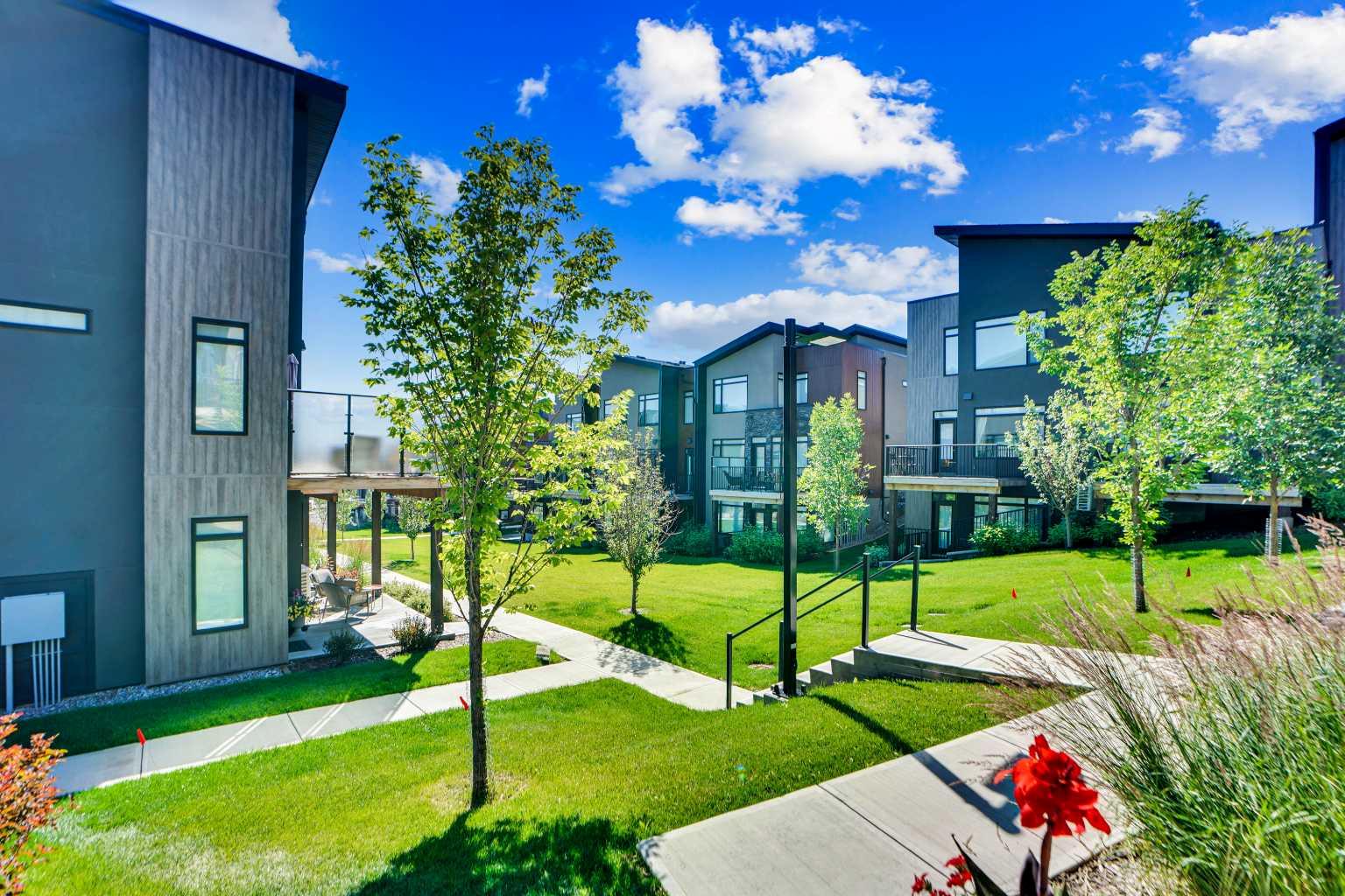 19 Royal Elm Green NW