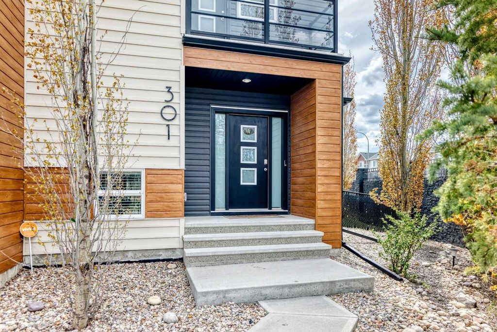 Photo of 301 Midtown Gate SW, Airdrie, AB T4B 4C9 (MLS # A2314246)