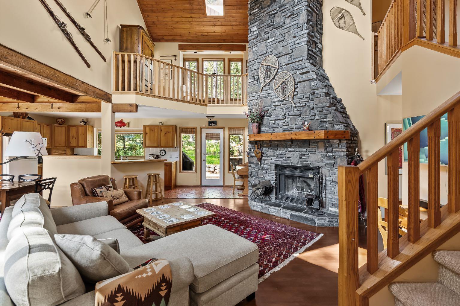 1021 Rundleview Drive