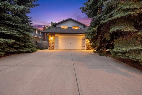 Photo of 411 135 Avenue SE, Calgary, AB T2J 5E6 (MLS # A2344073)