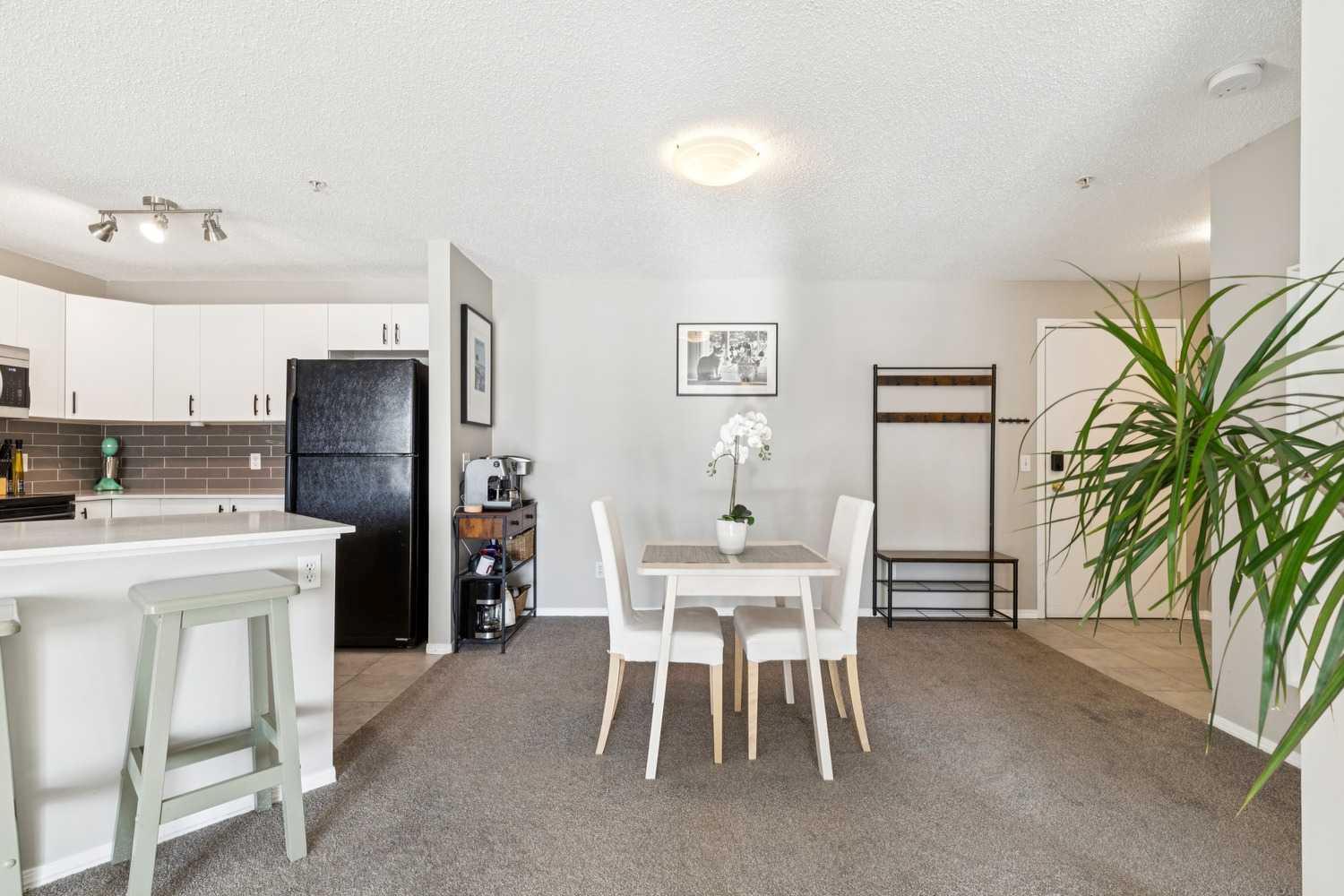 8810 Royal Birch Boulevard 1215