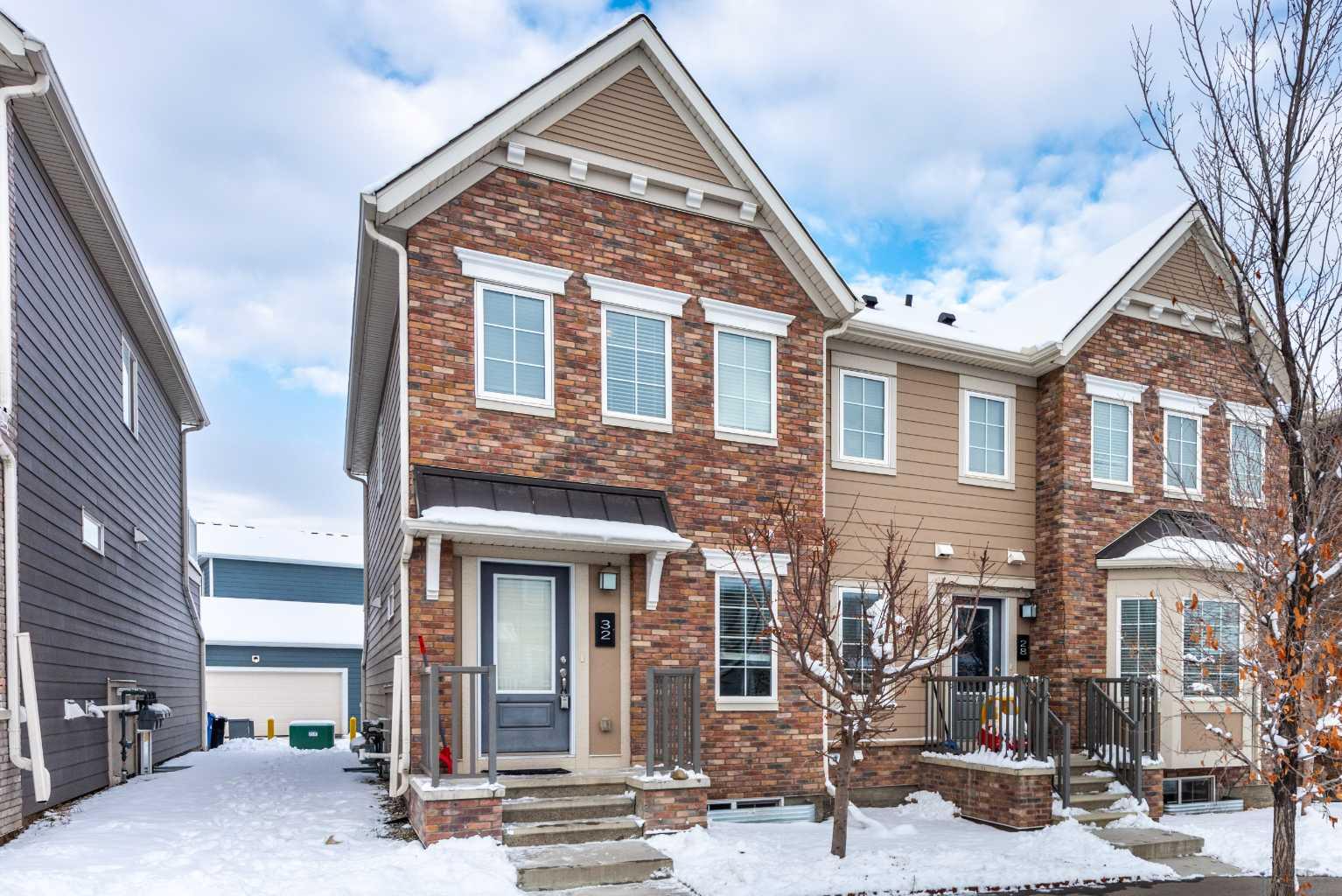 32 Yorkville Avenue SW