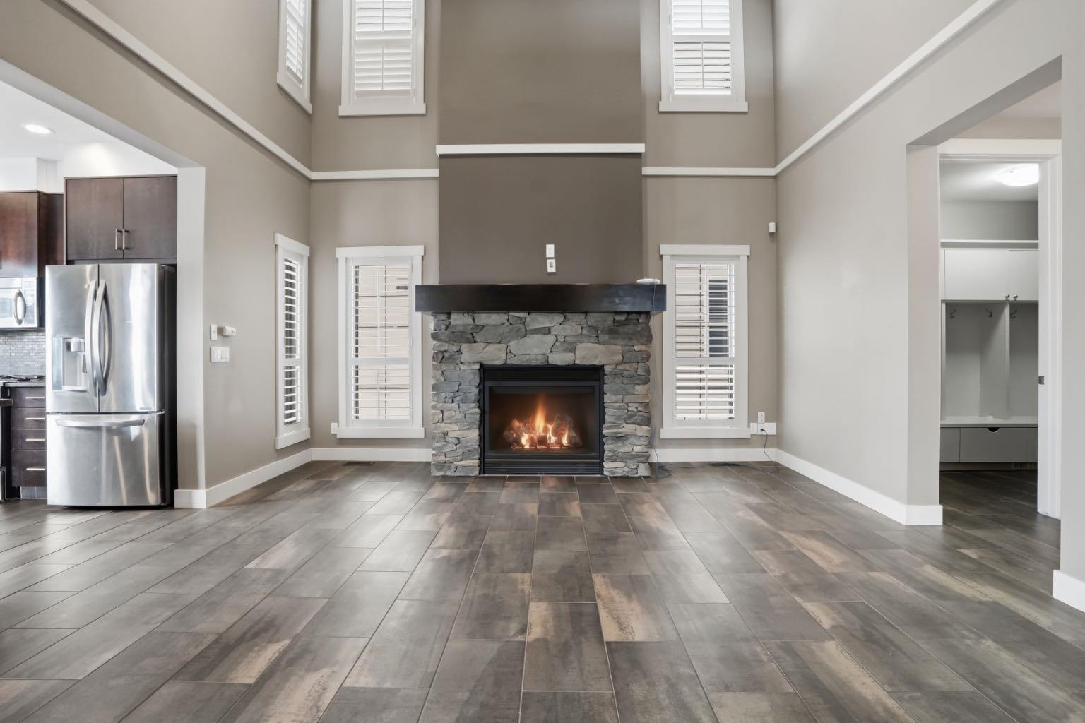 595 Panamount Boulevard NW