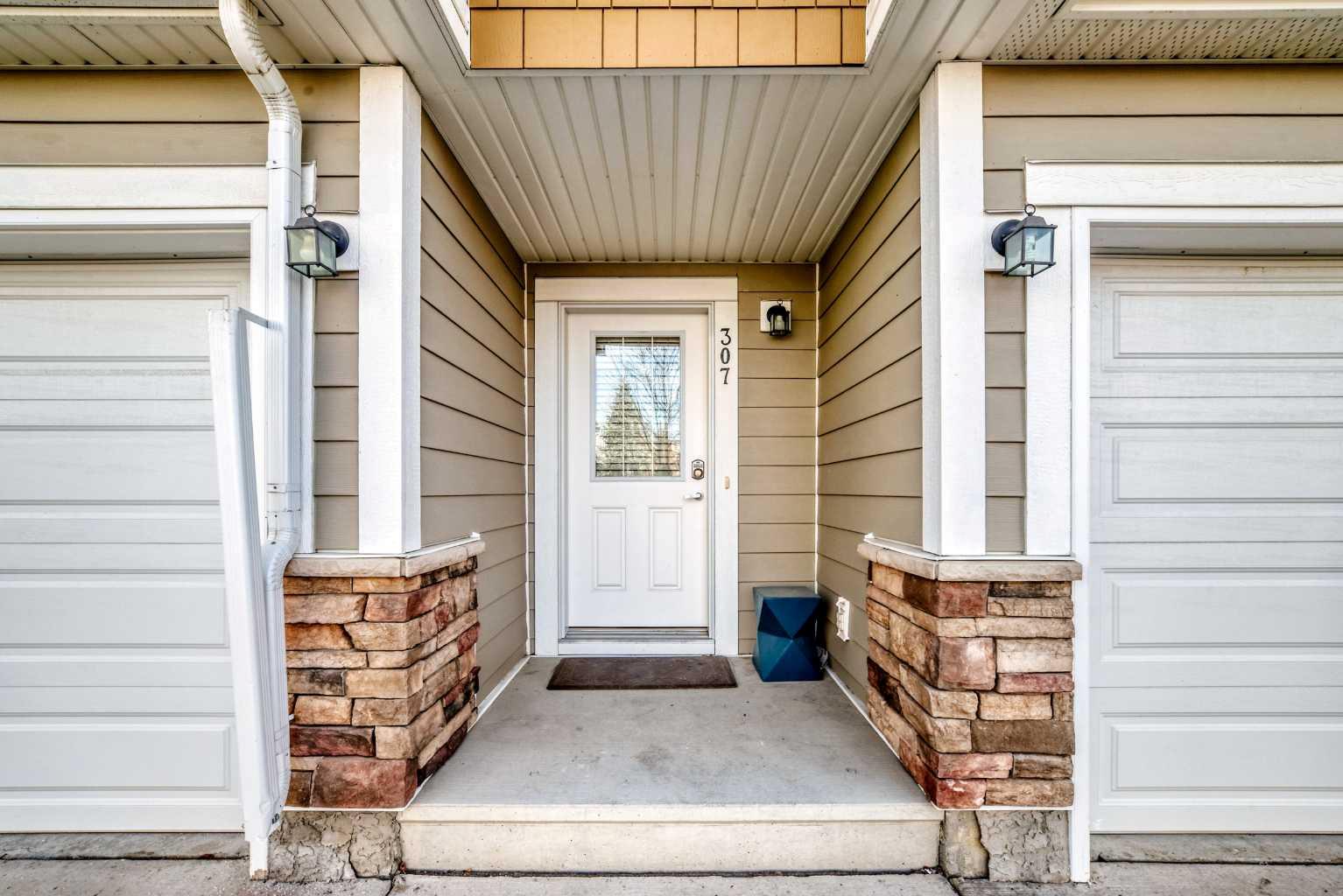 307 Auburn Bay Circle SE