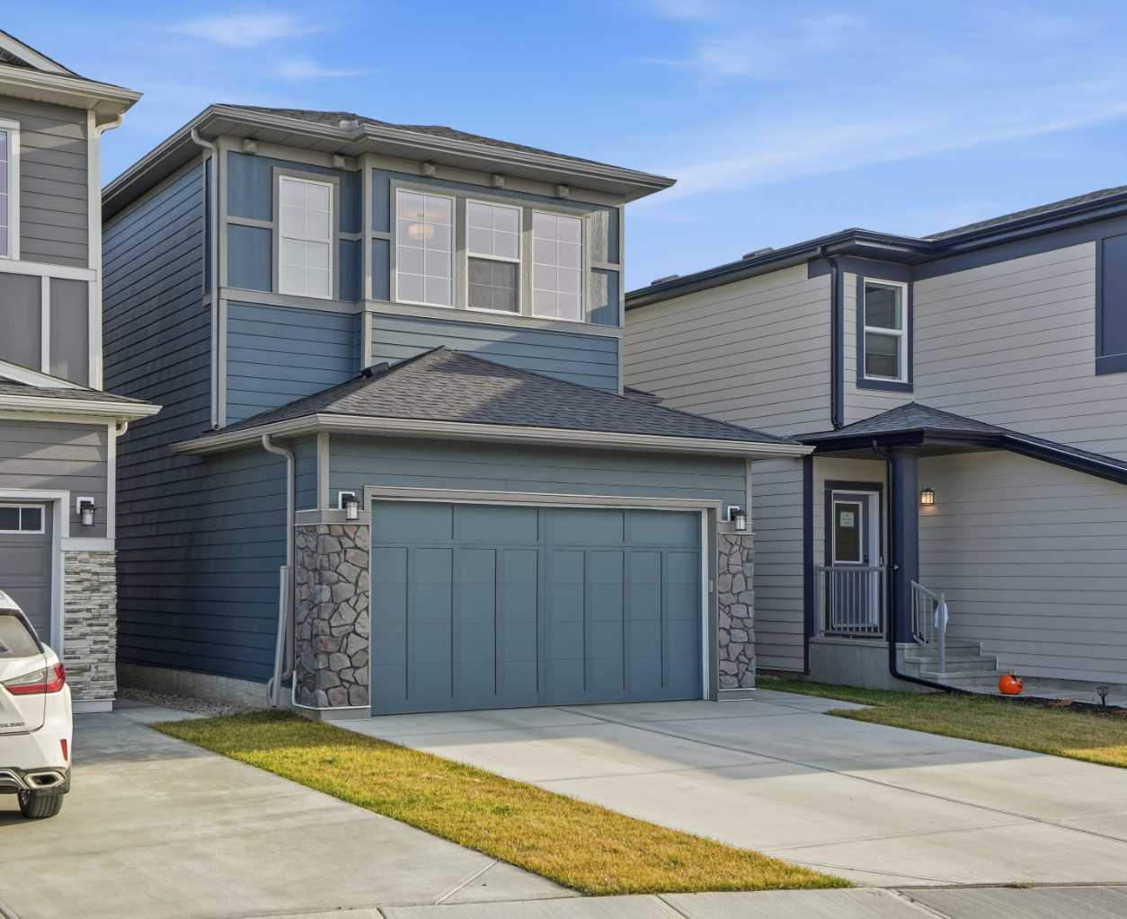 246 Walcrest View SE