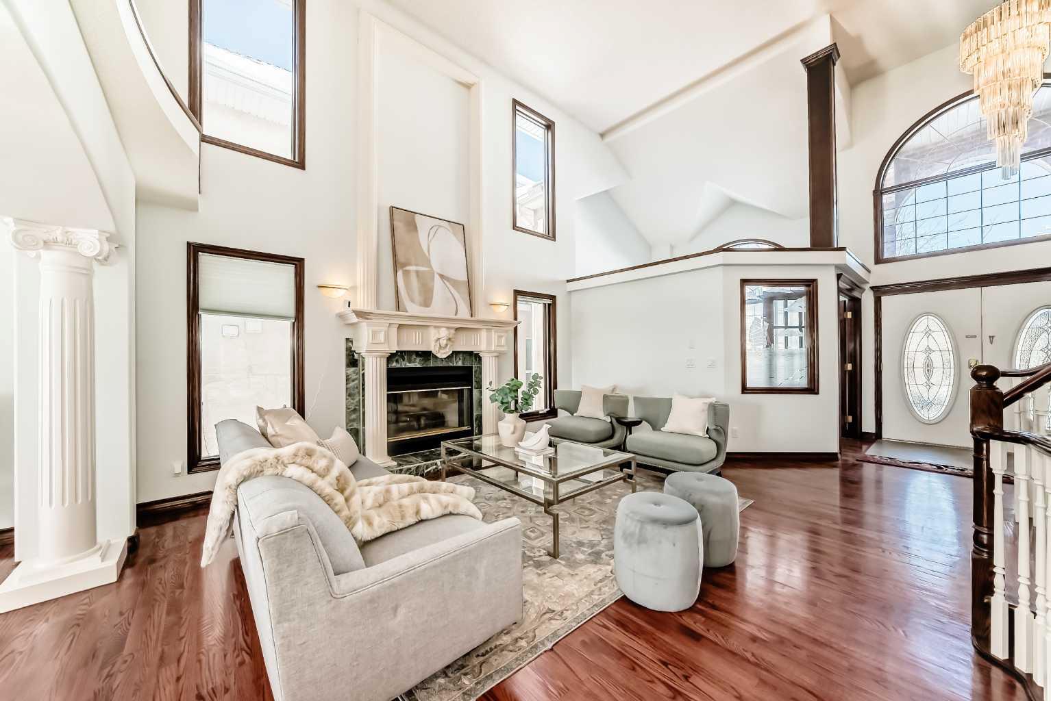 218 Schiller Place NW