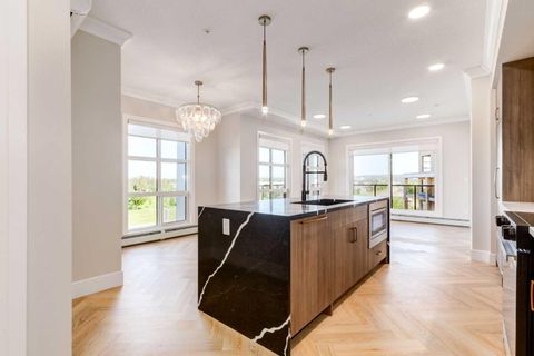 330 Dieppe Drive SW 103 Calgary AB T3E 2L4