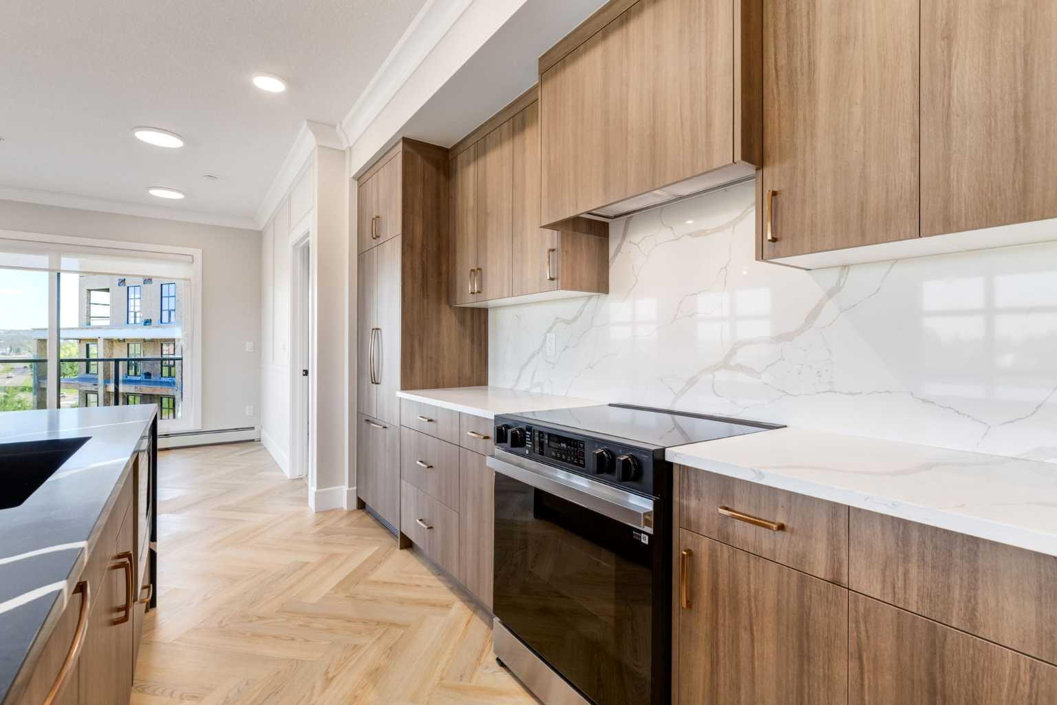330 Dieppe Drive SW 103