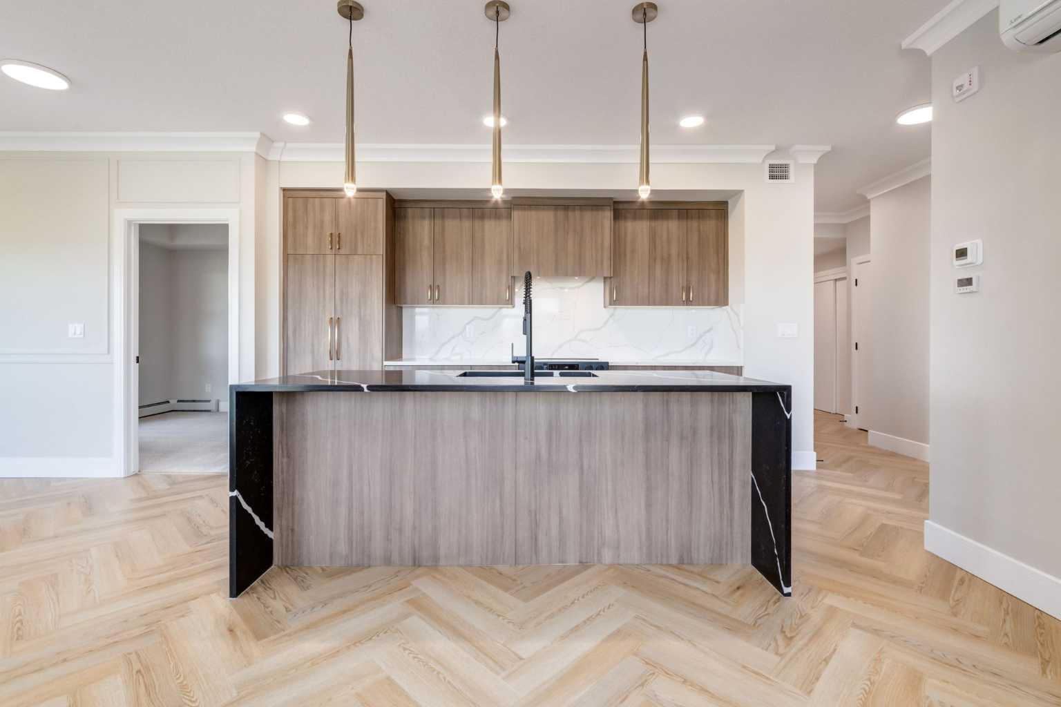 330 Dieppe Drive SW 103