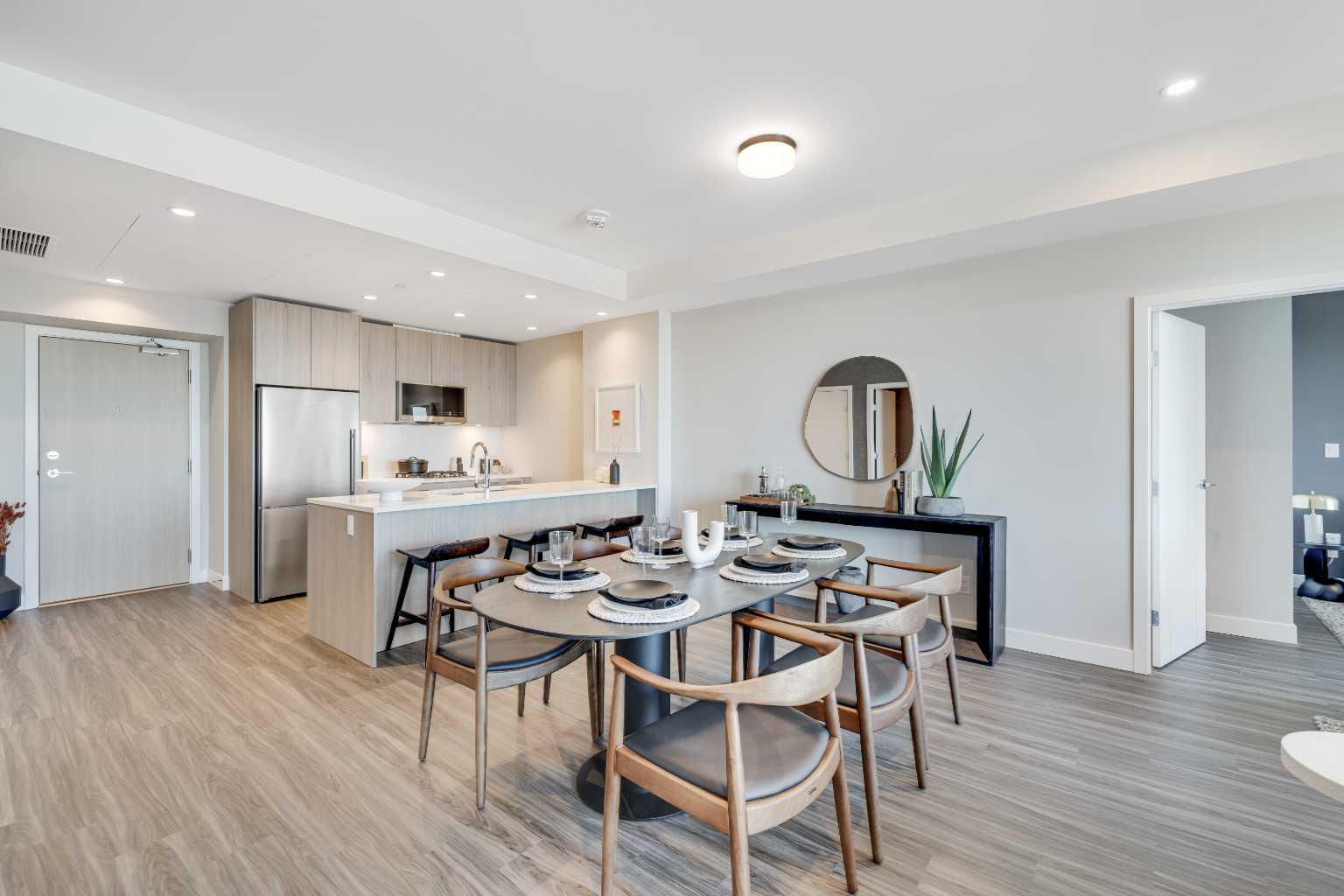 530 3 Street SE 3303