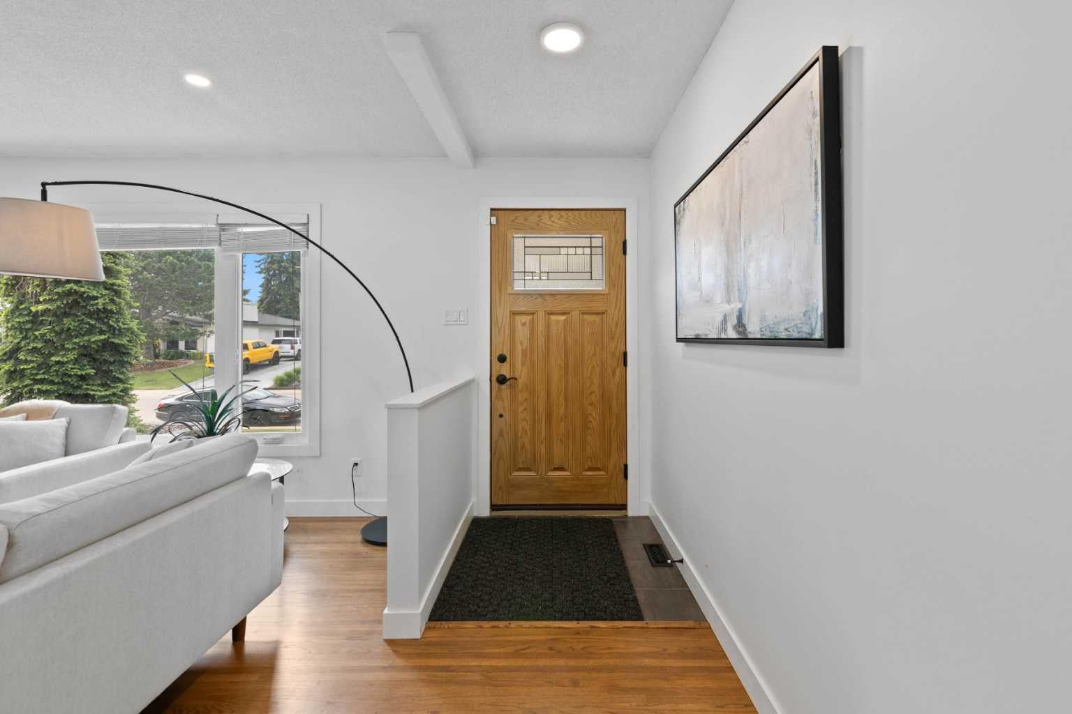 20 Mapleburn Drive SE