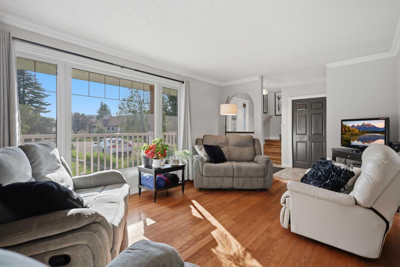 31 Willow Crescent