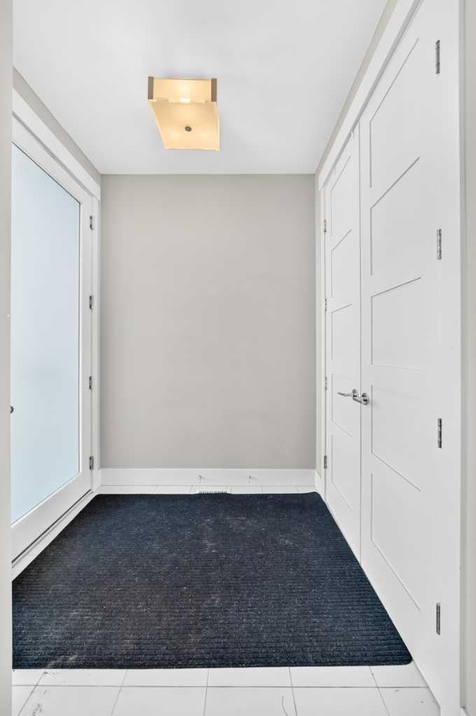Photo of 2220 33 Street SW, Calgary, AB T3E 2T1 (MLS # A2349298)