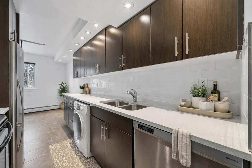 Photo of 1230 Cameron Avenue SW #12, Calgary, AB T2T 0K9 (MLS # A2325790)