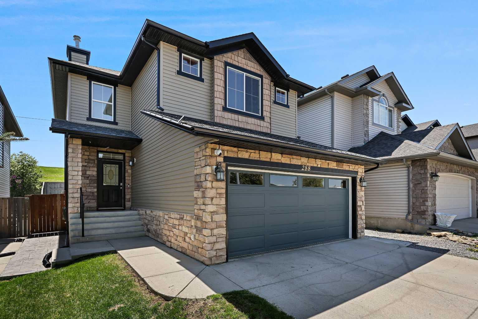288 Kincora Drive NW