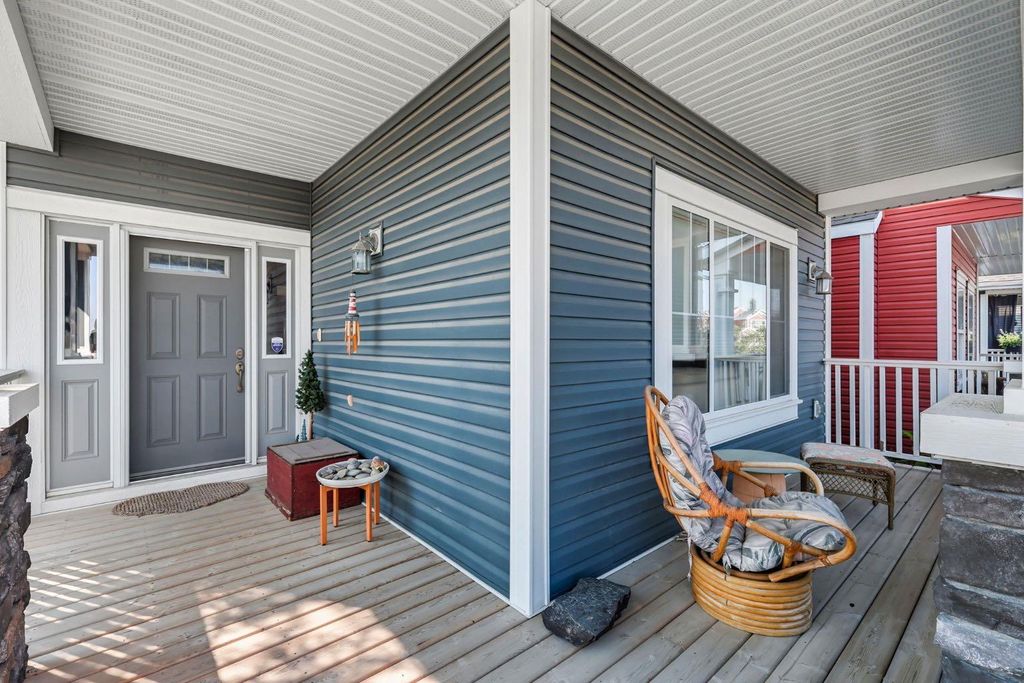 Photo of 1 River Heights Green, Cochrane, AB T4C 0J6 (MLS # A2292483)