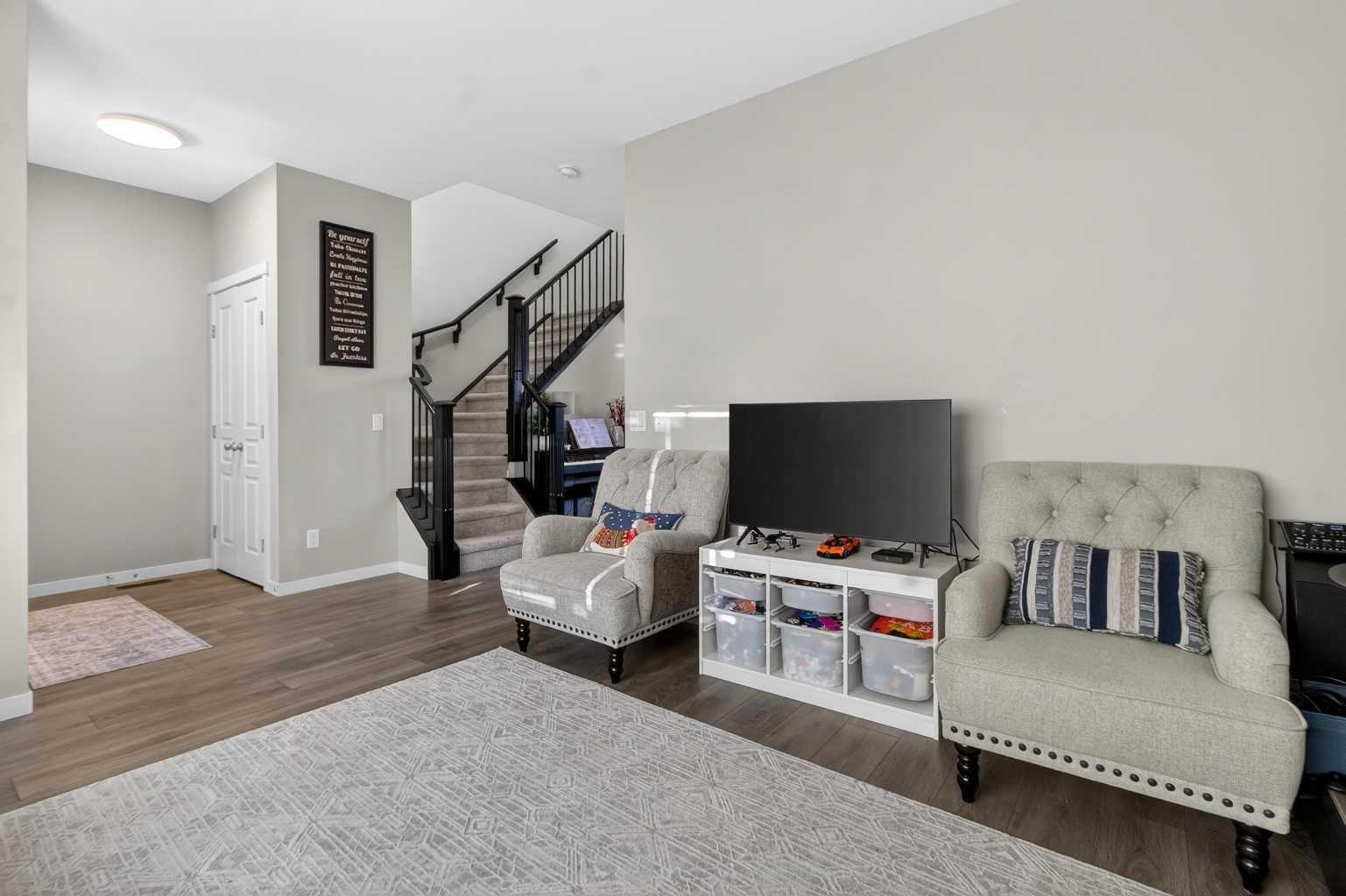 146 Marquis Common SE