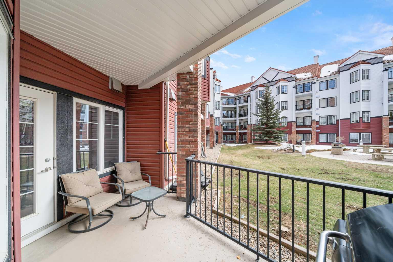 60 Royal Oak Plaza NW 117