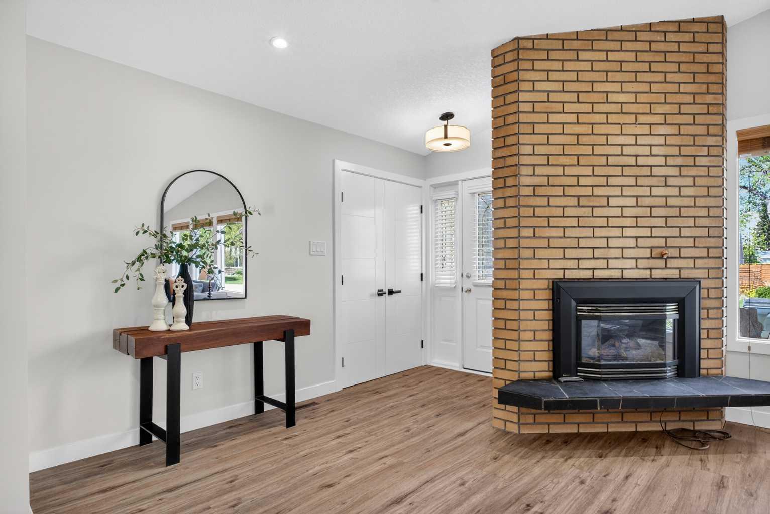 332 Wascana Crescent SE