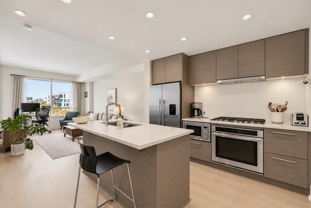 Photo of 38 9 Street NE #412, Calgary, AB T2E 7X9 (MLS # A2342694)