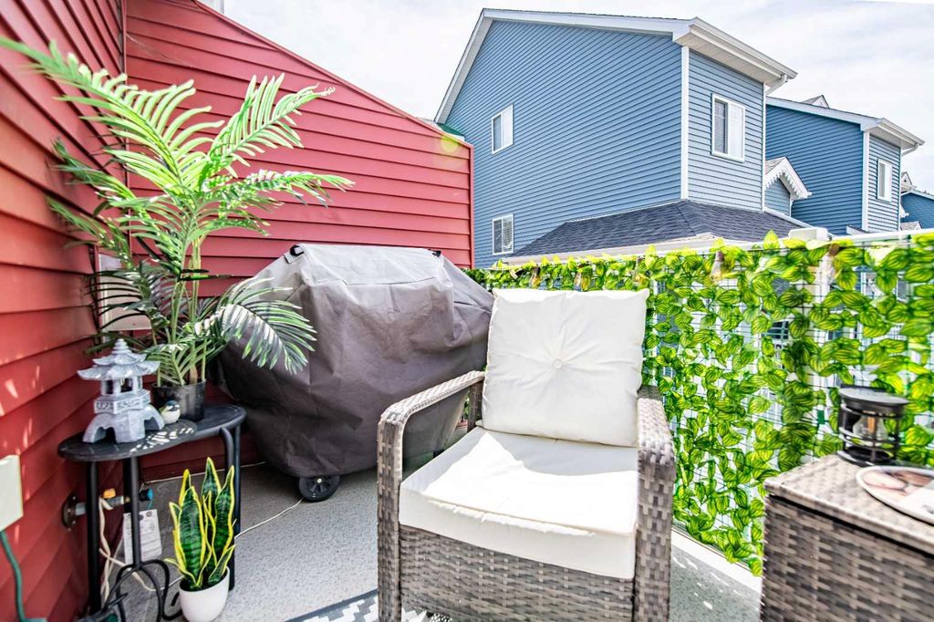Photo of 5220 50A Avenue #1205, Sylvan Lake, AB T4S 1E5 (MLS # A2308424)