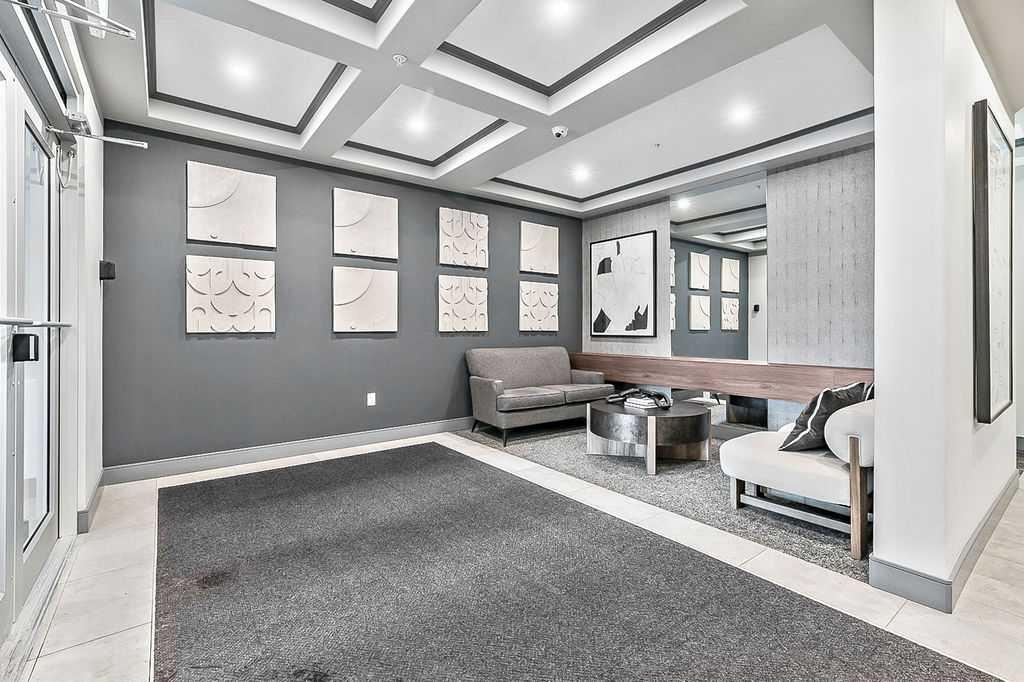 8355 19 Avenue SW 302