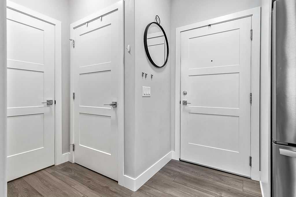 8355 19 Avenue SW 302