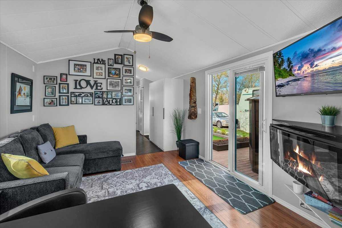 370165 79 Street E 151